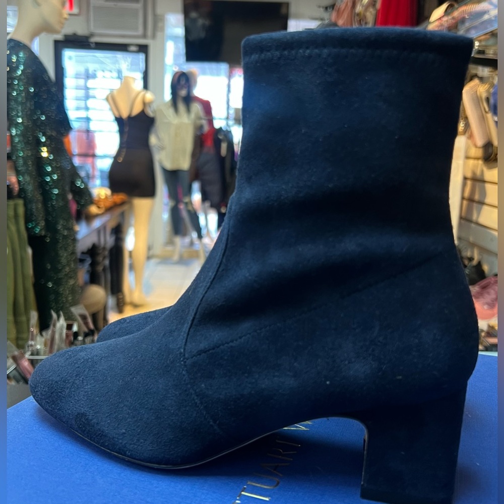 Stuart weitzman navy blue suede pull on booties size 4 new with box! - Picture 2 of 6